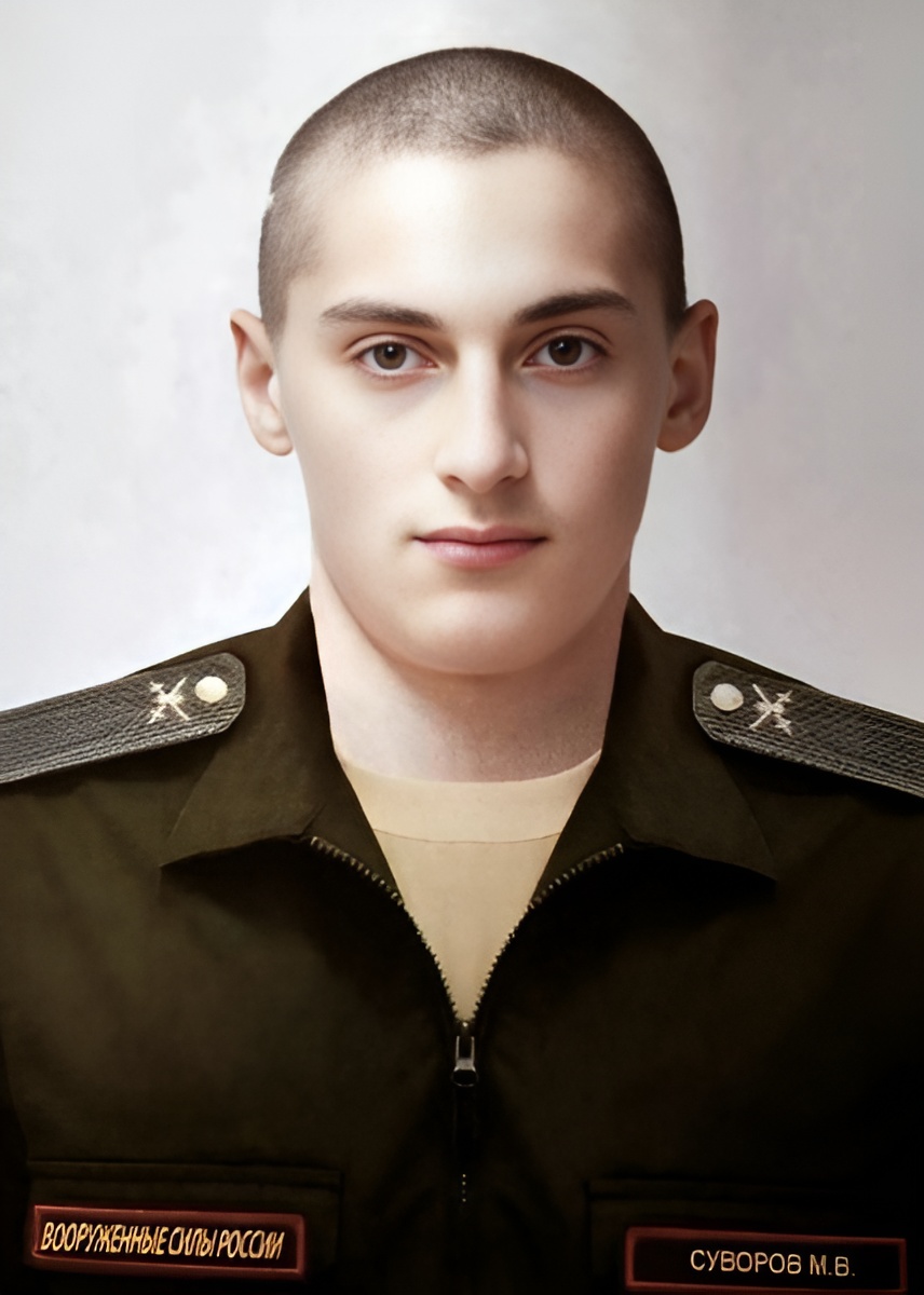Суворов Максим